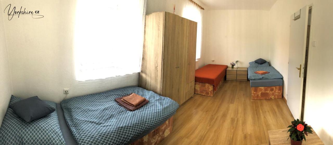 Apartment Yorkshire Bujanov Exteriör bild
