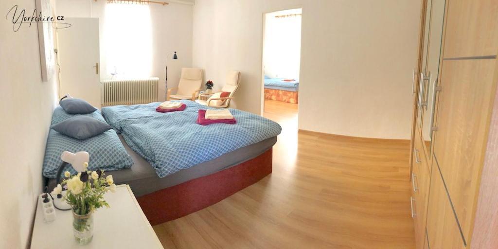 Apartment Yorkshire Bujanov Exteriör bild